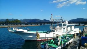 山口県萩市の游漁船