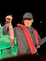 遊漁船　イカ釣り