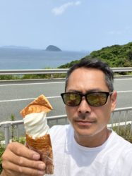 遊漁船　イカ釣り