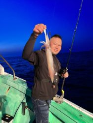 遊漁船　イカ釣り